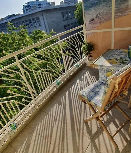 Mommy's House * 瓦爾納