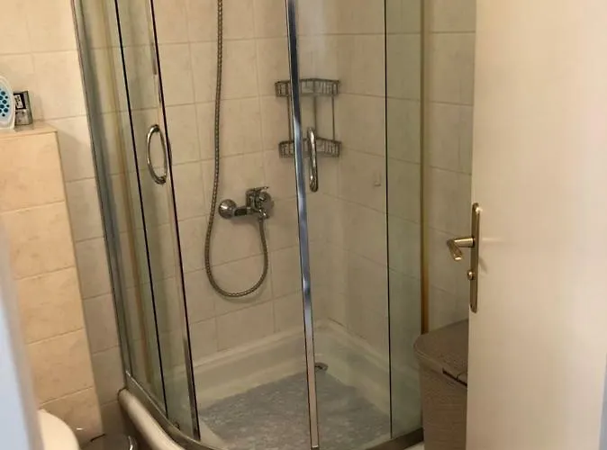 Mommy's House Apartment *